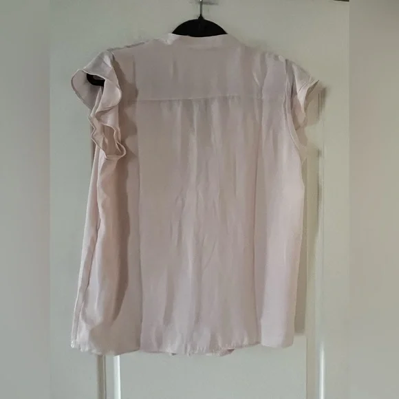 New! T Tahari Elegant Blush Ruffle Blouse Women’s Size Medium - Picture 6 of 15